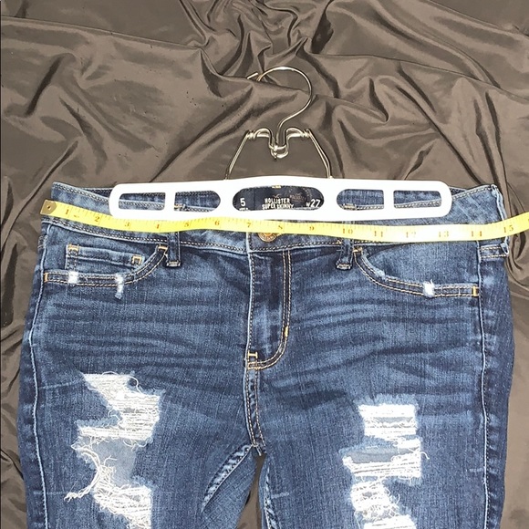 Hollister ripped jeans - Picture 6 of 7